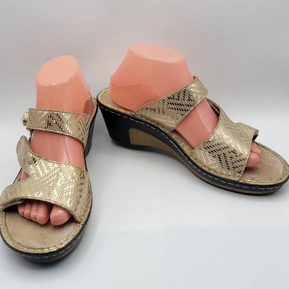 Alegria Gold Metallic Leather Wedge Sandals Crystal Button Adjustable Straps 40